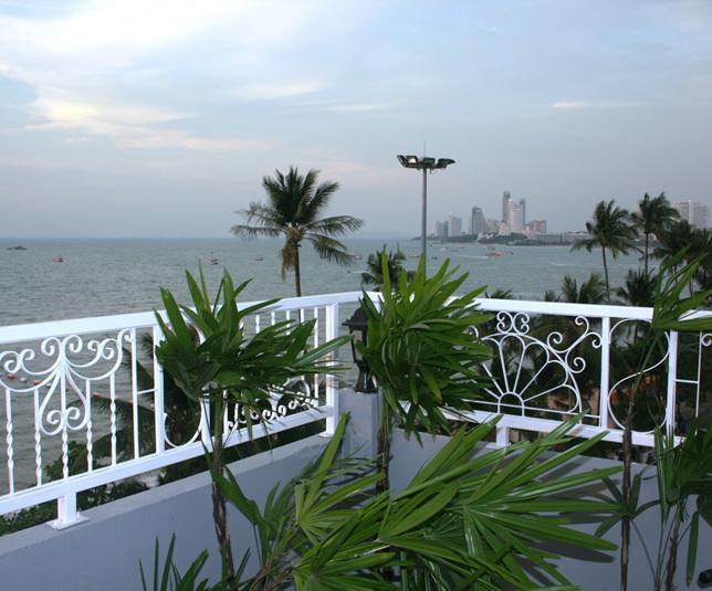 Star Residency Hotel Pattaya Bagian luar foto